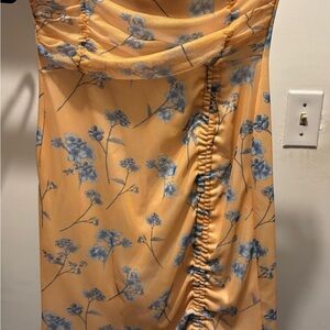 PrettyLittleThing Strapless Dress in Yellow and Blue Floral